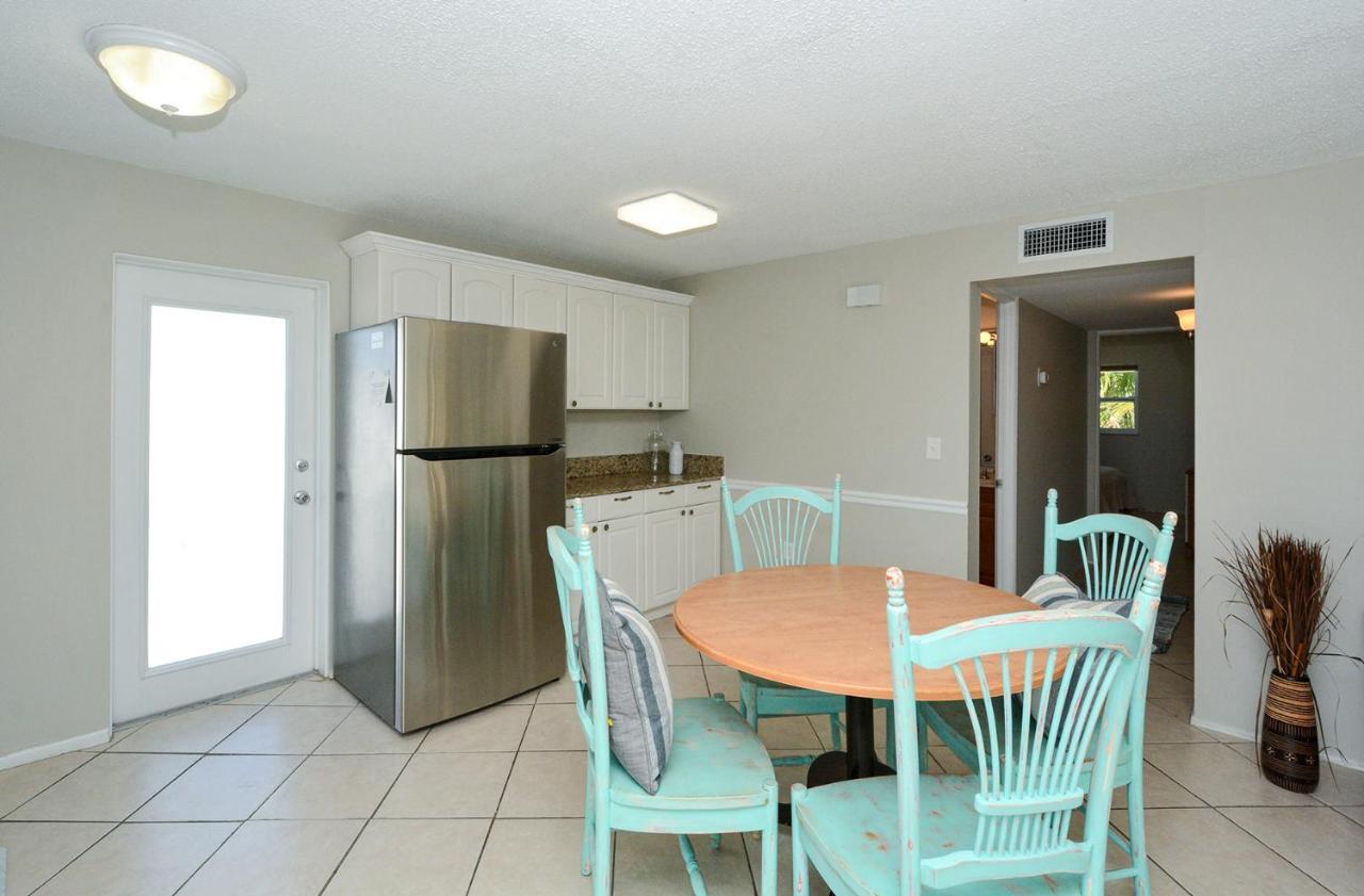 Canal 315 - Right In Siesta Key Village! Екстер'єр фото