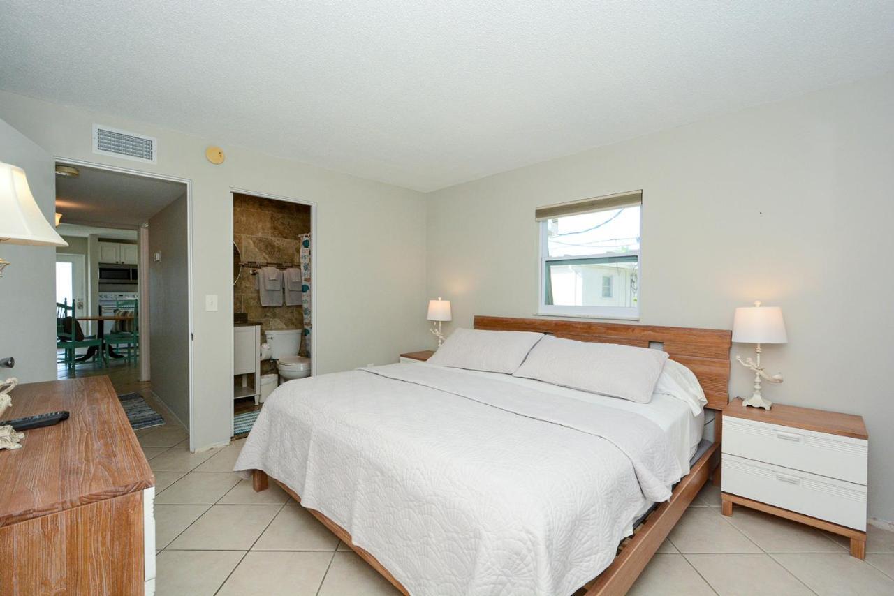 Canal 315 - Right In Siesta Key Village! Екстер'єр фото