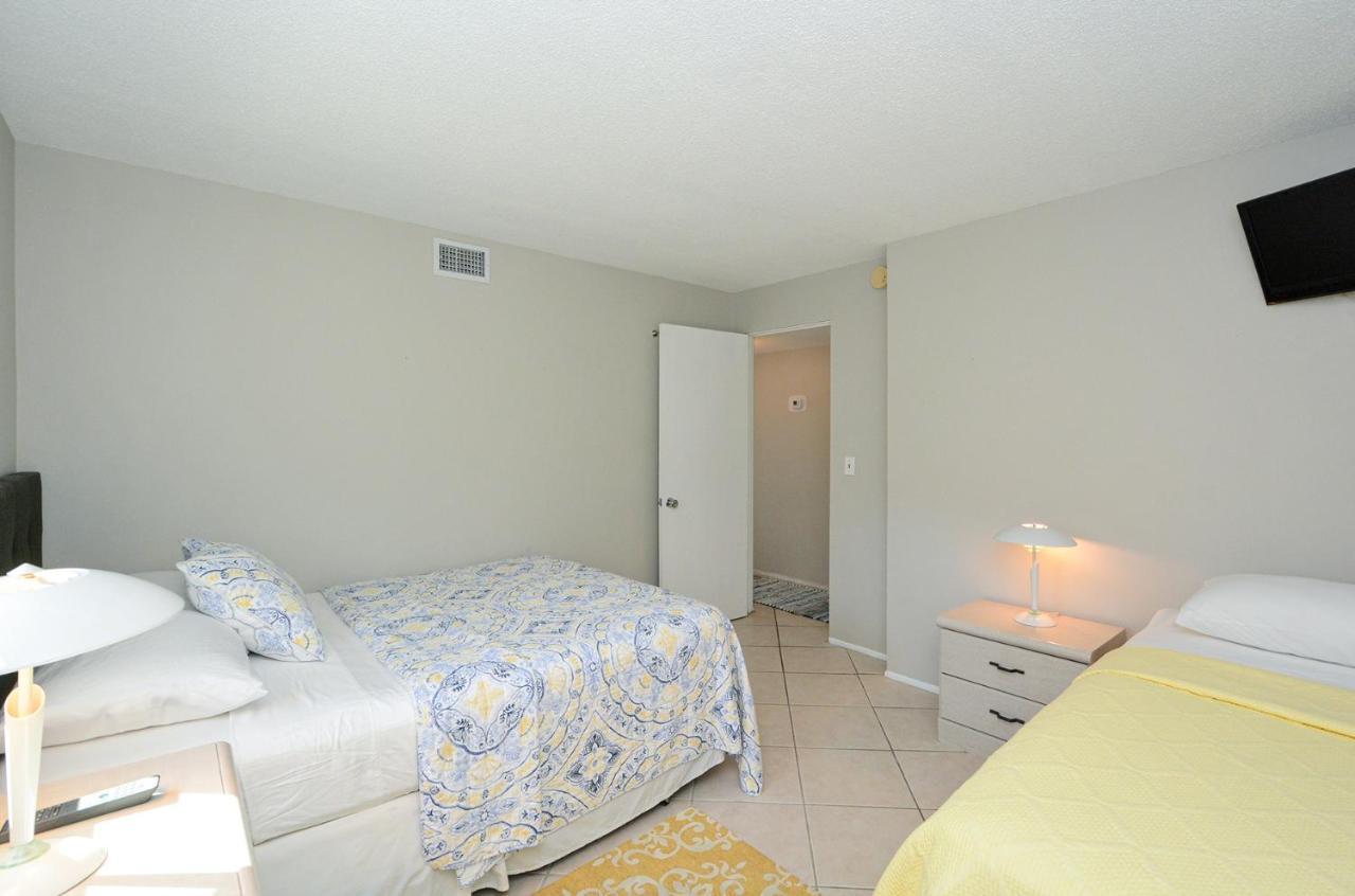 Canal 315 - Right In Siesta Key Village! Екстер'єр фото